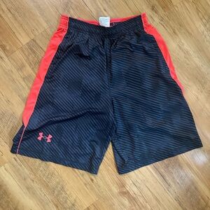 Under Armour Shorts Men’s M Loose
